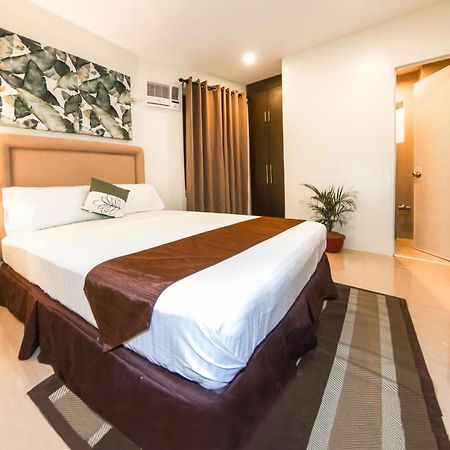 Verovino Suites Cebu Exteriör bild