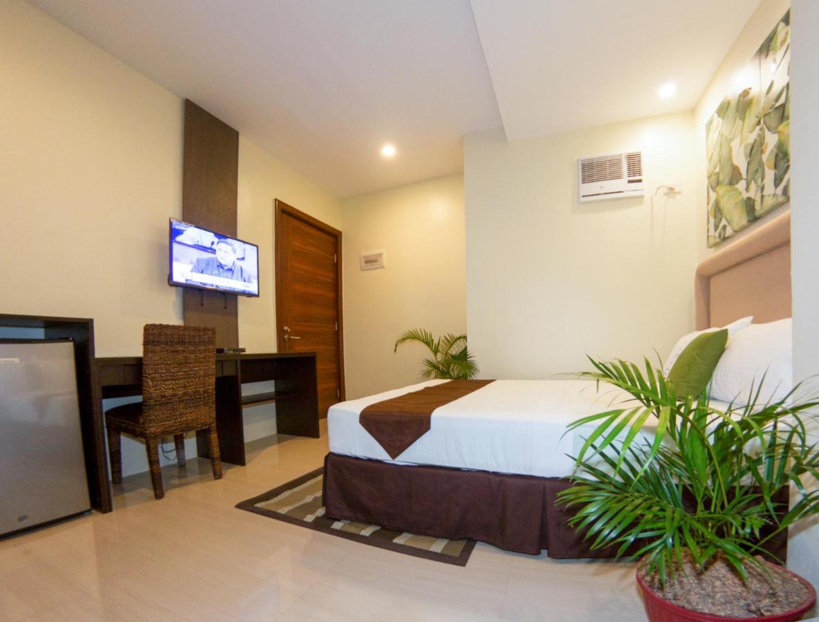 Verovino Suites Cebu Exteriör bild