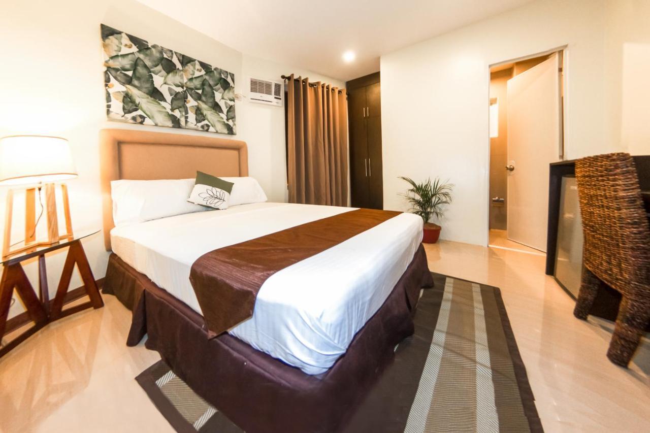 Verovino Suites Cebu Exteriör bild