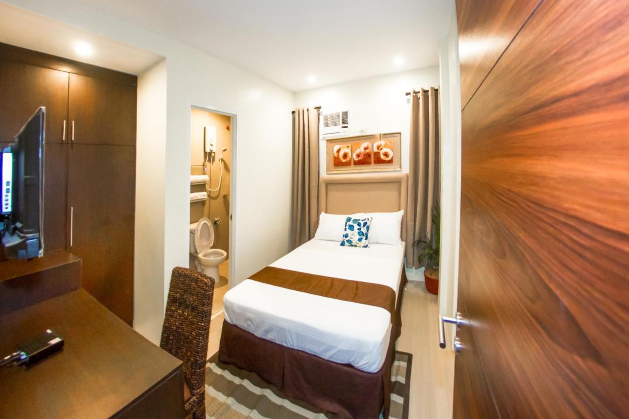 Verovino Suites Cebu Exteriör bild